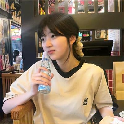 游击队的姑娘 海报